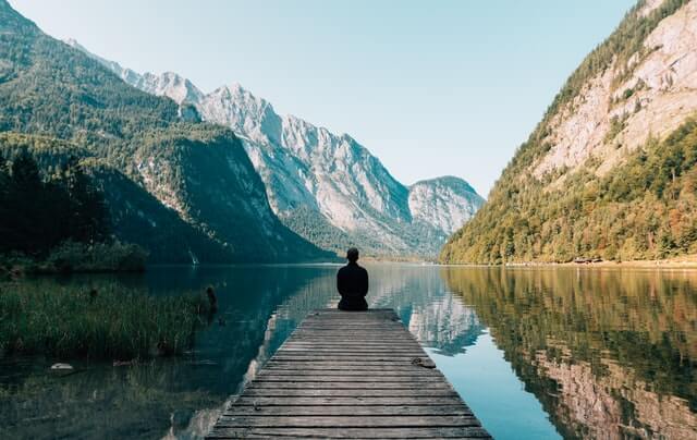 “Blog post summary: Sales Motivation Tips: Refocusing Your Sales Team to Achieve Better Results